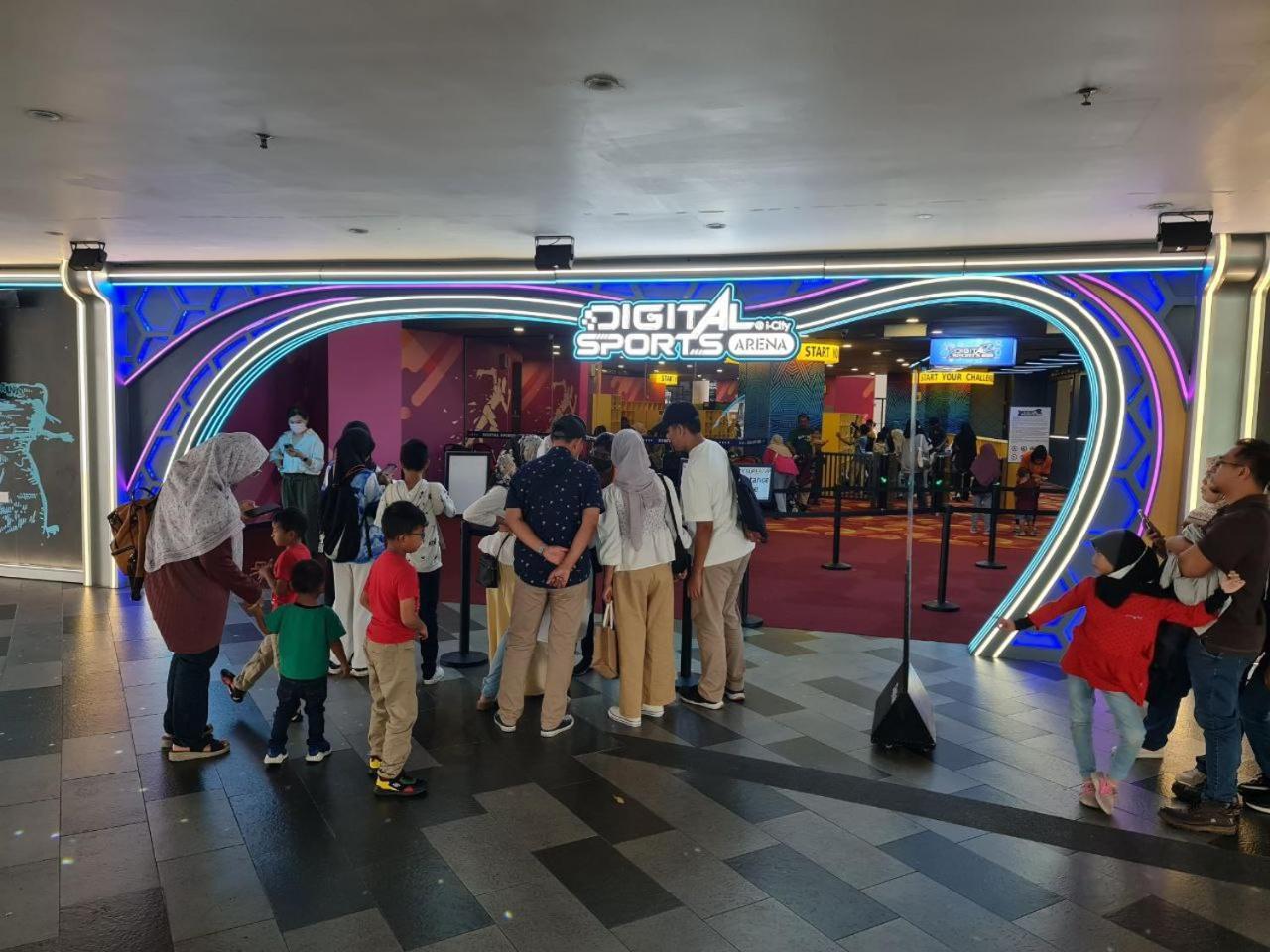 2-5Pax 1R1B Premium Suite, Opposite I-City Shopping Mall, Free Wifi 55" Smart Tv Shah Alam Exterior photo