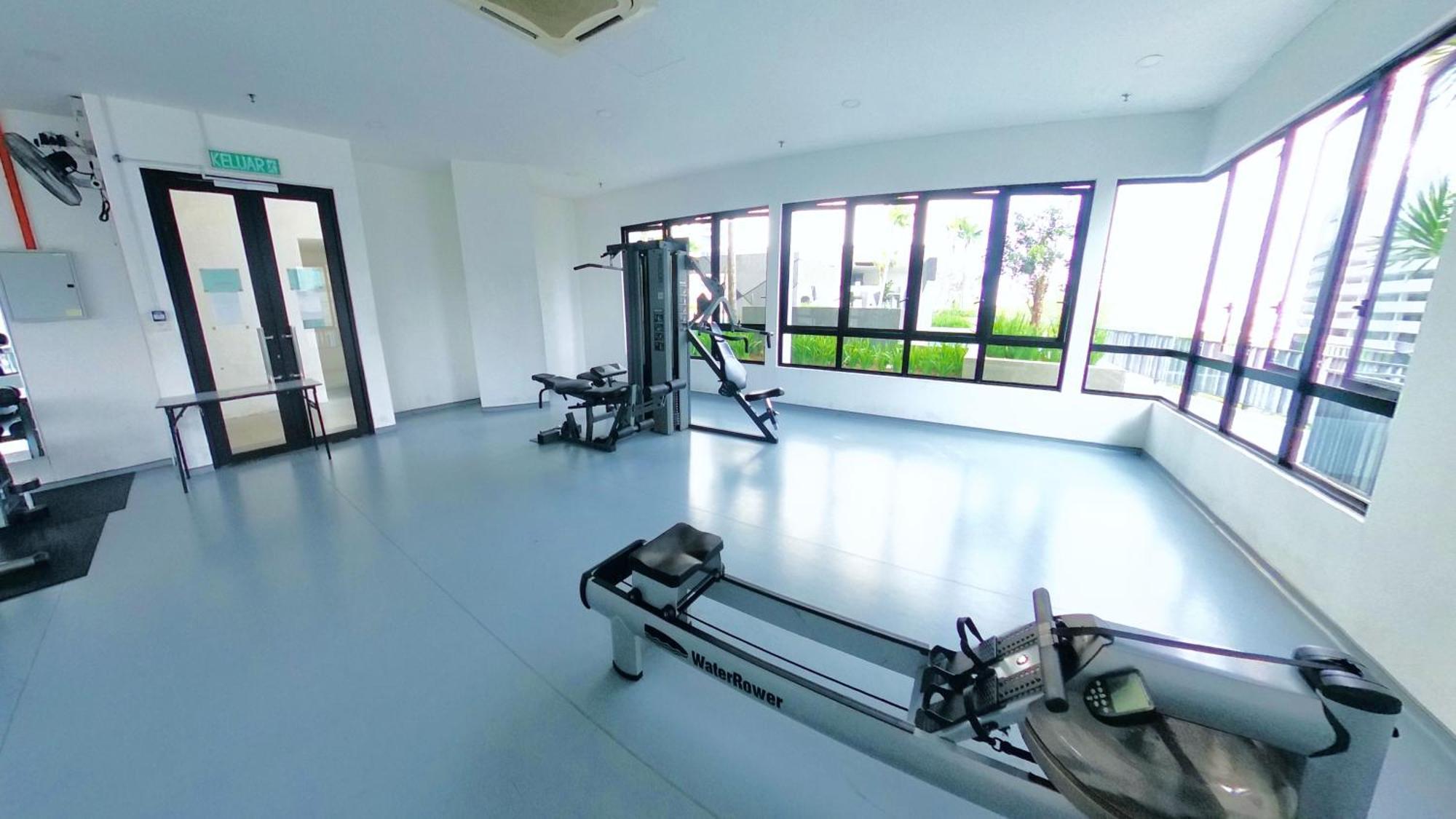 2-5Pax 1R1B Premium Suite, Opposite I-City Shopping Mall, Free Wifi 55" Smart Tv Shah Alam Exterior photo